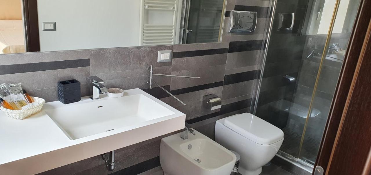Lindos Bed & Breakfast Gela Rom bilde